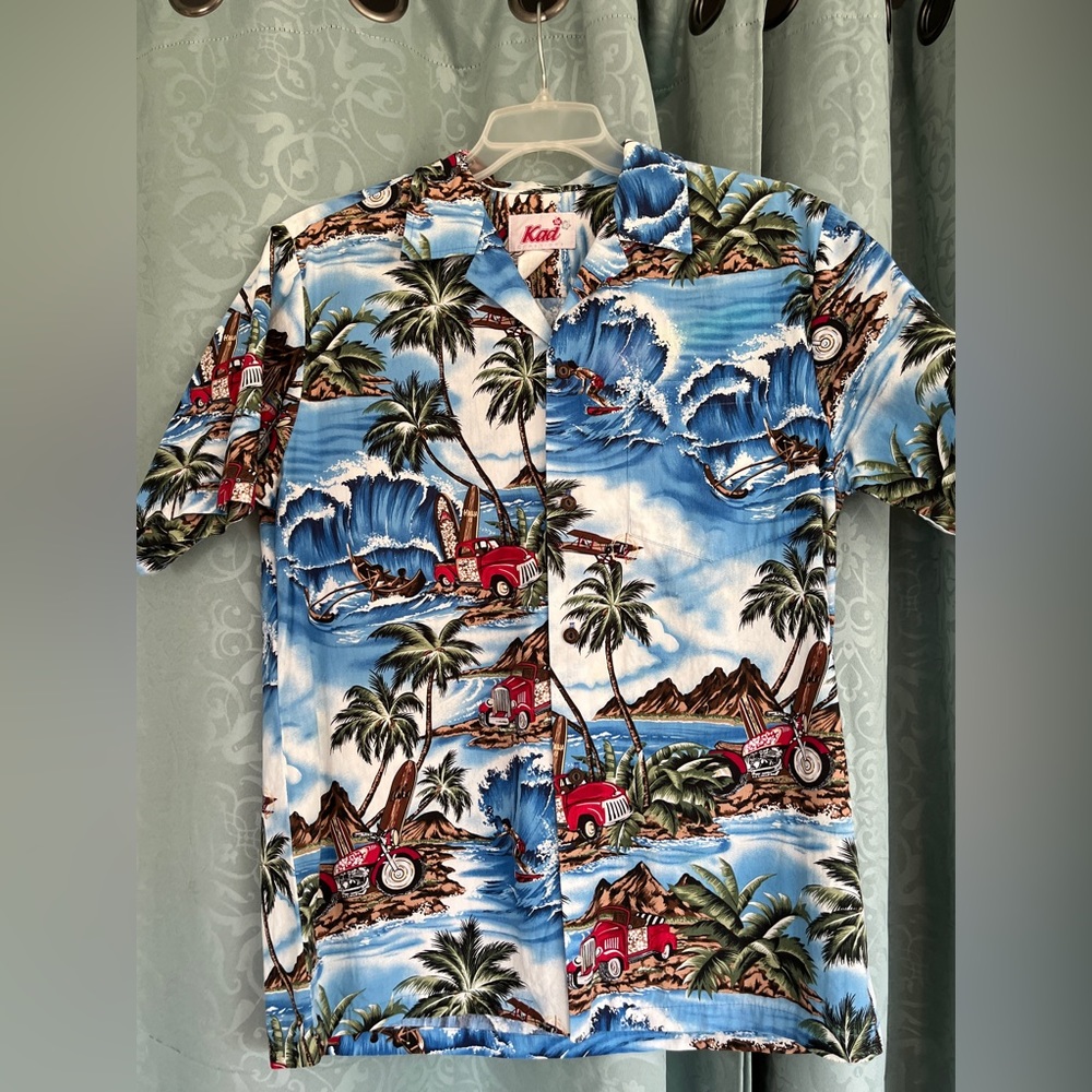 Vintage Men’s Hawaiian Aloha Shirt - red trucks, motorcycles & surfboards